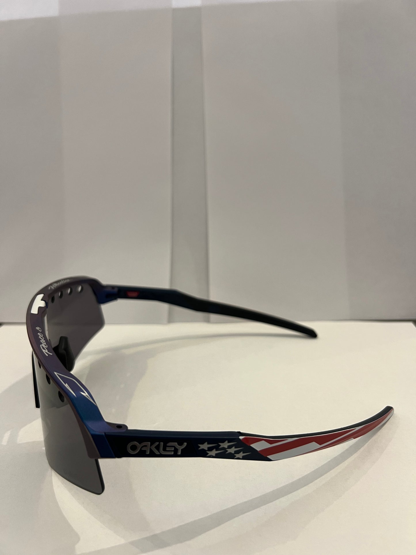 SUTRO LITE SWEEP PRIZM GREY
