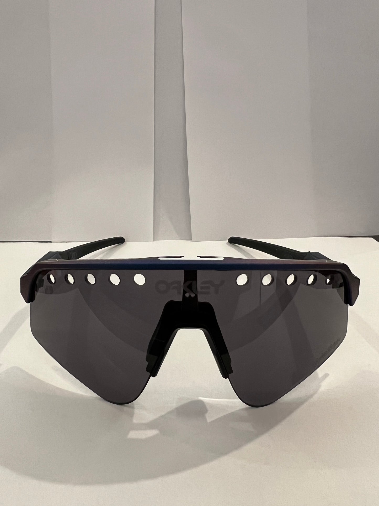SUTRO LITE SWEEP PRIZM GREY