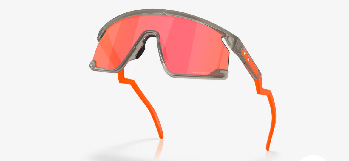 BXTR Oakley