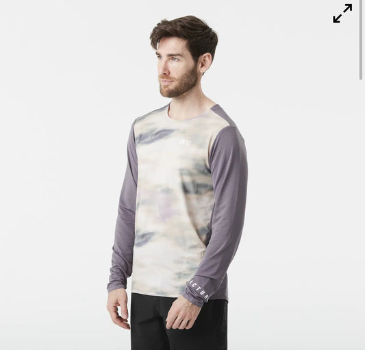 OSBORN PRINTED LS TEE Picture