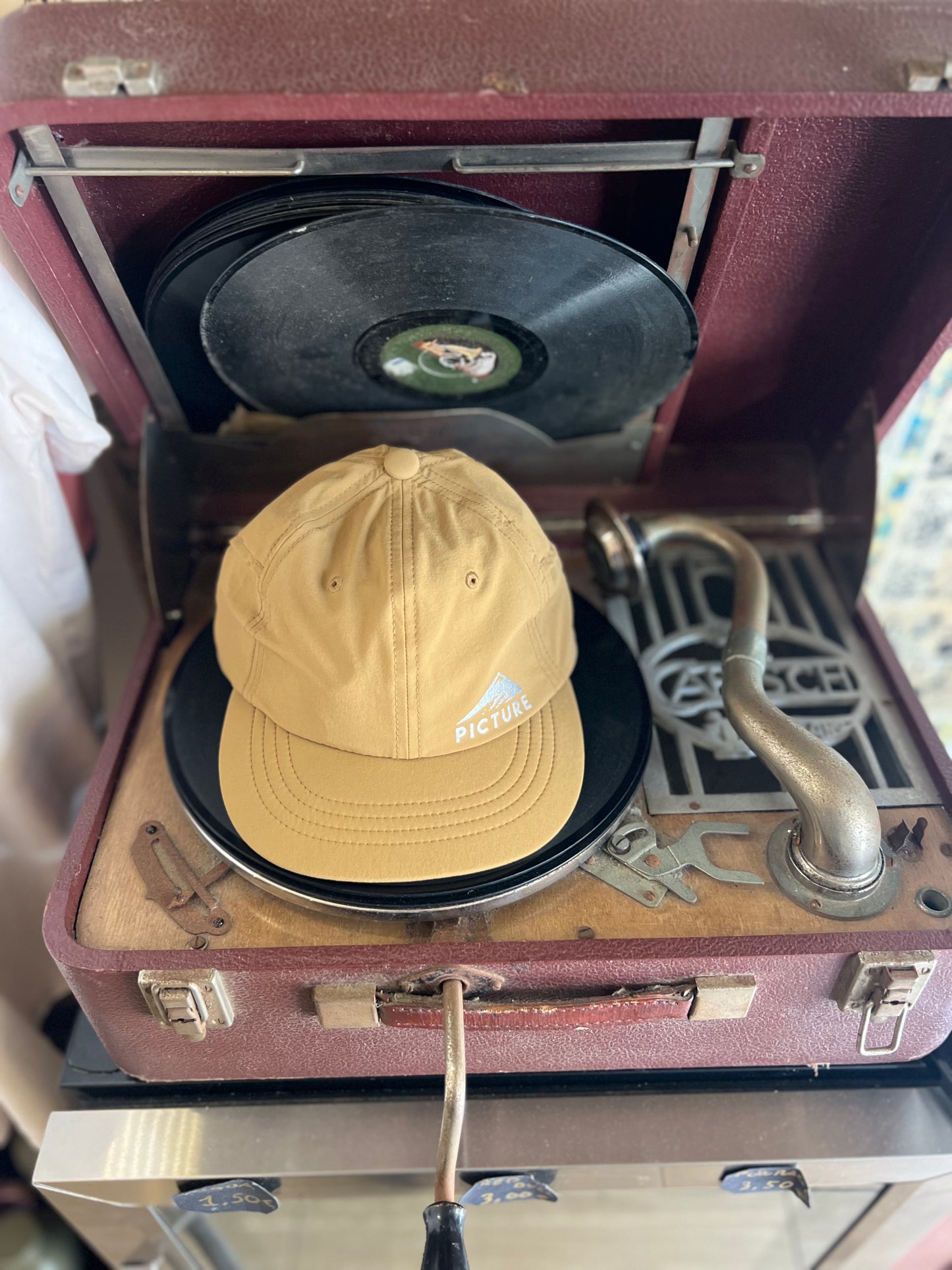 TIBESTI CAP SB236P Picture