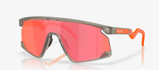 BXTR Oakley